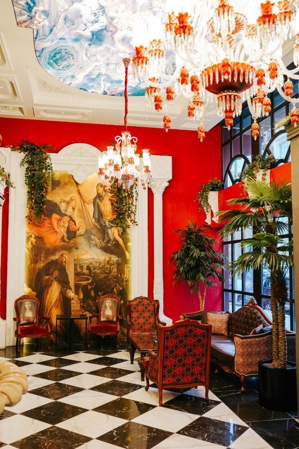Reform Hotel Van Bagian luar foto