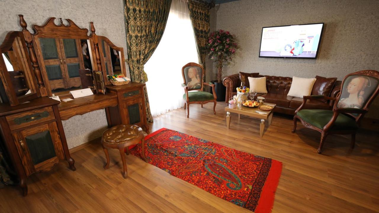 Reform Hotel Van Bagian luar foto