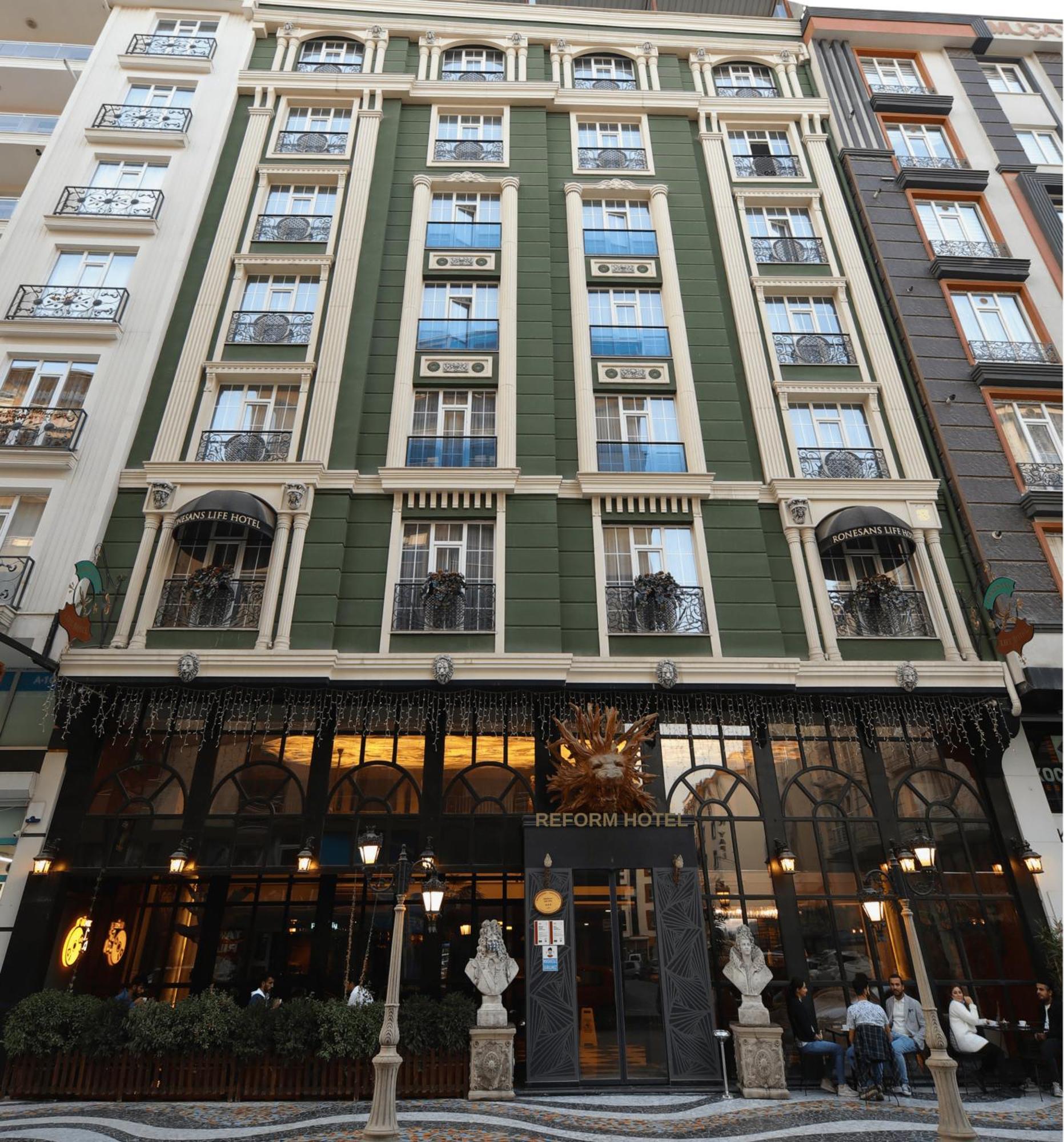 Reform Hotel Van Bagian luar foto